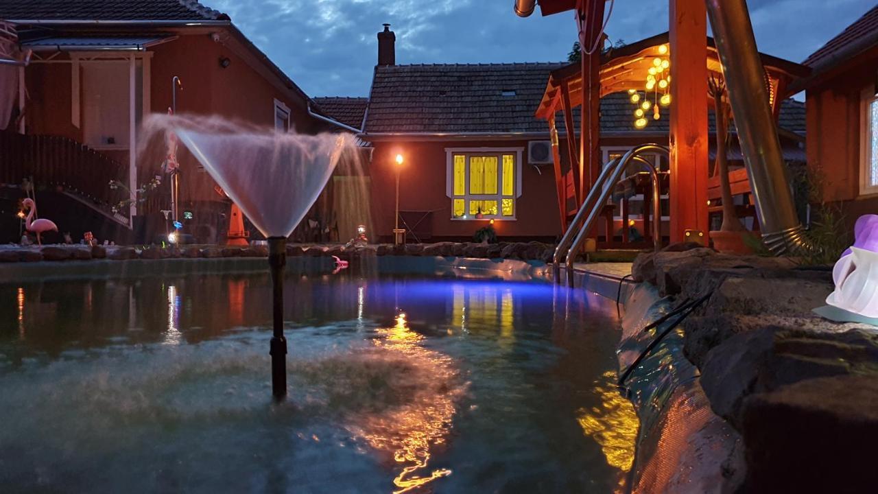 Grevia Apartmanok Поросло Экстерьер фото